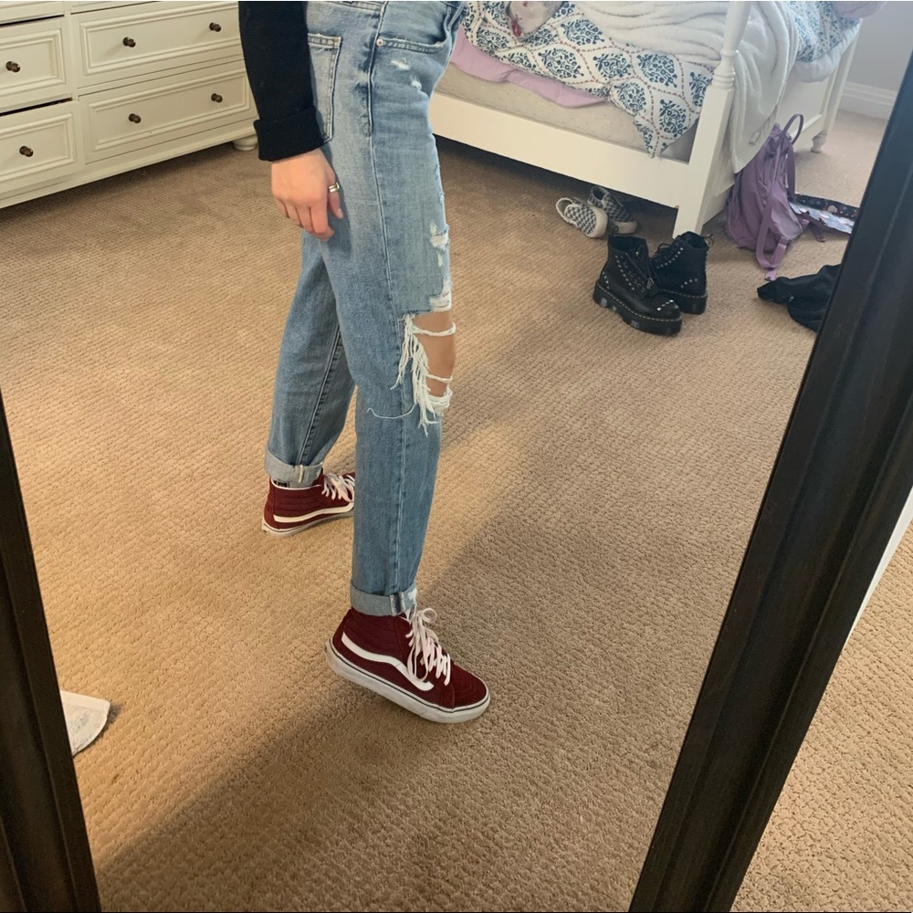 Maroon hi top vans
